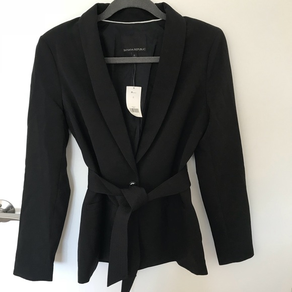 Banana Republic Jackets & Blazers - NWT BR Belted Blazer, 0